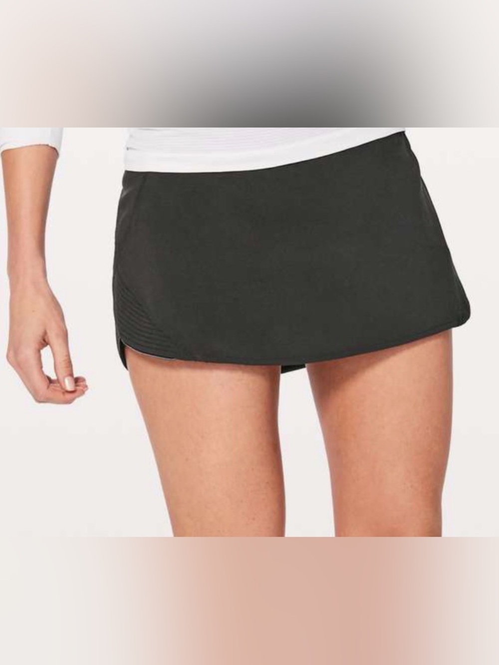 Lululemon Motionful Skirt Skort 3.5" Size 6 Black Lined